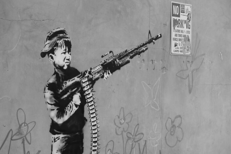 Banksy Niño con metralleta (detail)