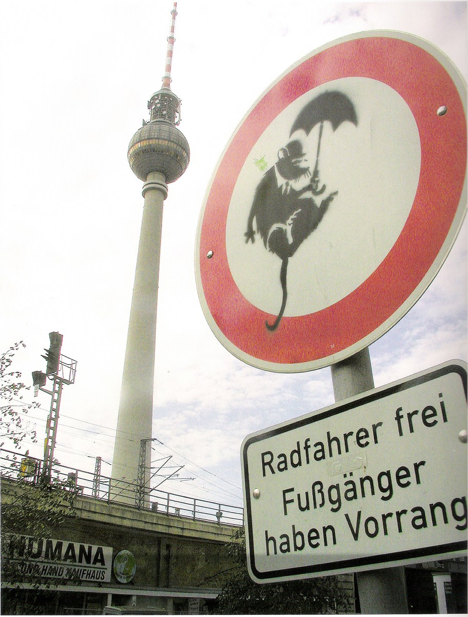 Banksy Radfahrer frei Fußgänger haben Vorrang (2004)